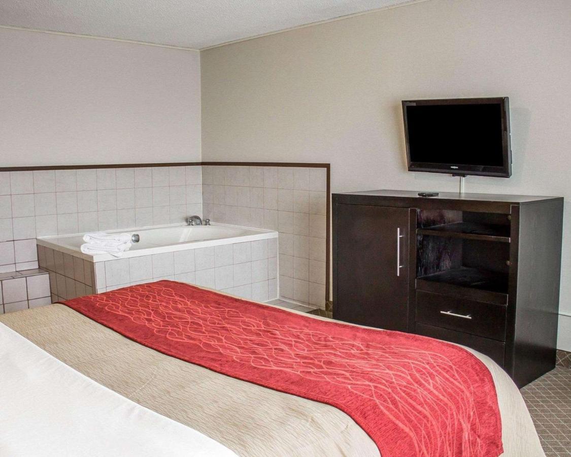 Norwood Inn & Suites Columbus Esterno foto